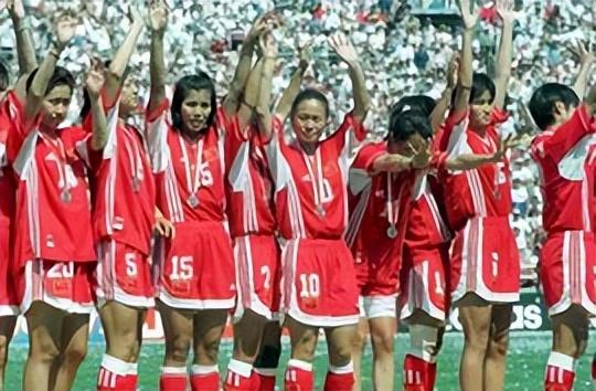 历届女足世界杯冠亚季军一览，中国女足一次亚军，美国四次夺冠