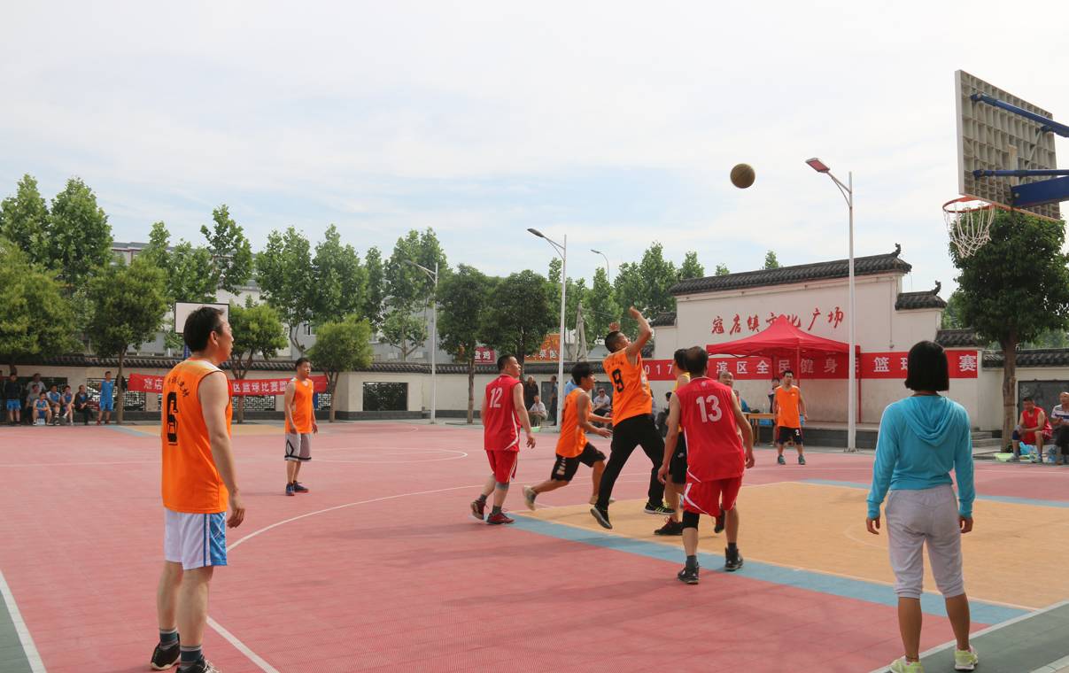 中国男篮在北京时间8月28日的比赛中迎战南苏丹队，上半
