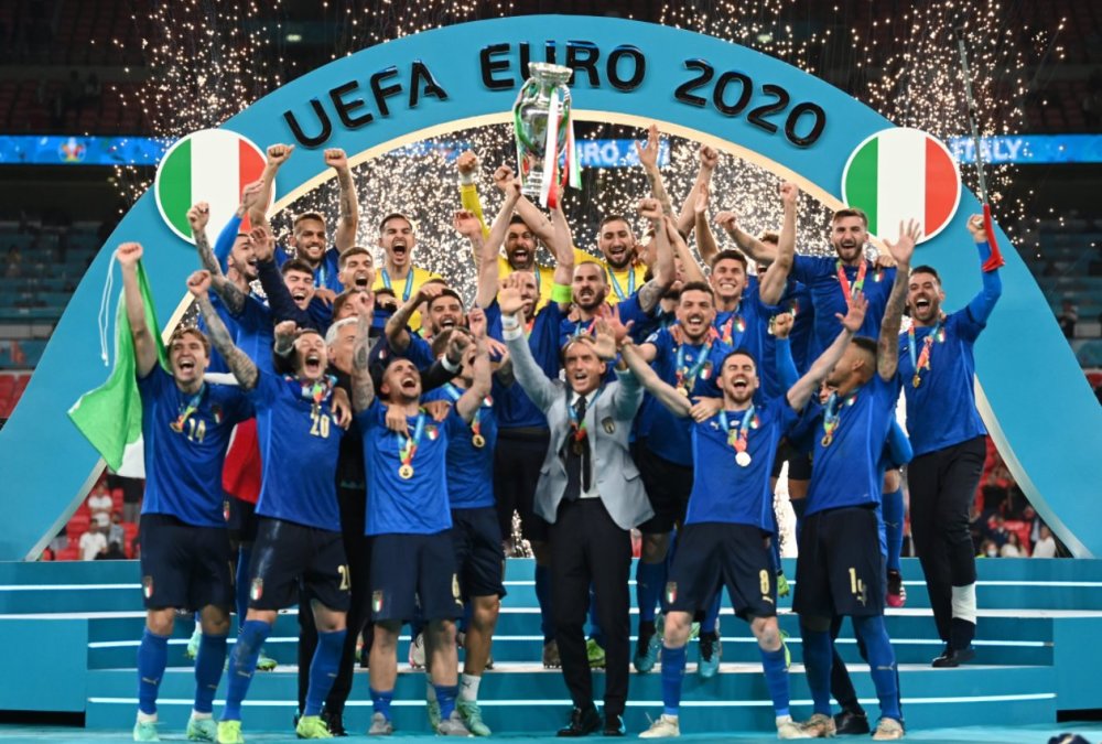 意大利点球大战总分4-3胜英格兰 时隔53年再夺欧洲杯冠军