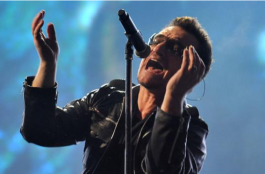 该主题曲由U2主唱Bono、吉他手The Edge及荷兰DJ Garrix创作